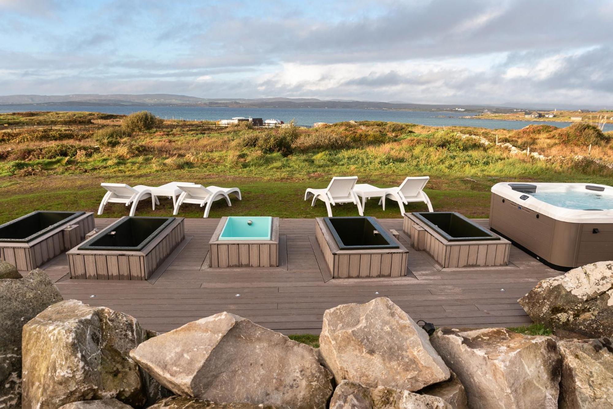 קליפדן Connemara Sands Hotel & Spa מראה חיצוני תמונה