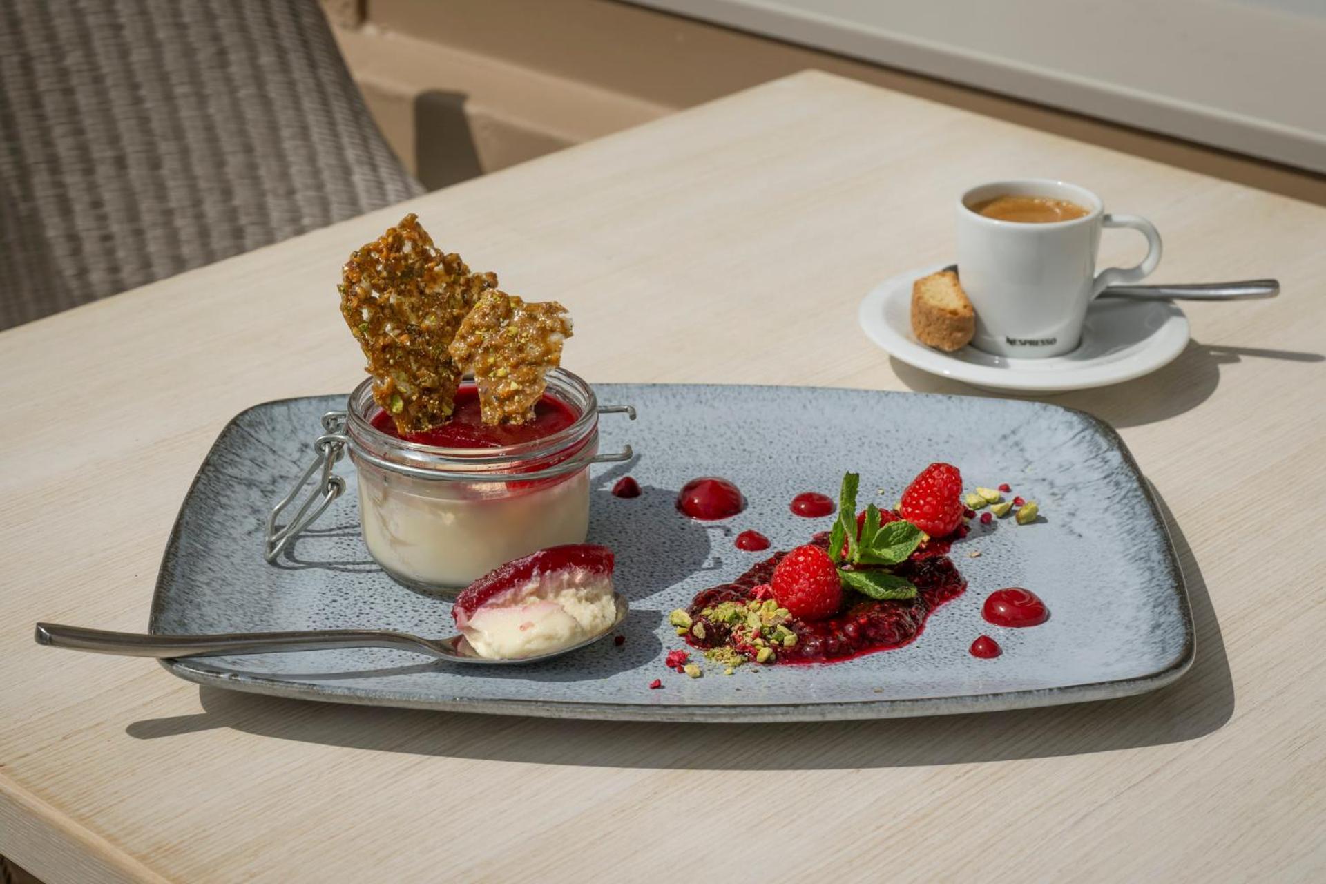 קליפדן Connemara Sands Hotel & Spa מראה חיצוני תמונה