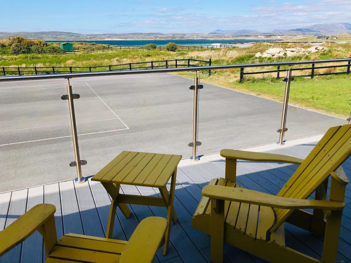 קליפדן Connemara Sands Hotel & Spa מראה חיצוני תמונה
